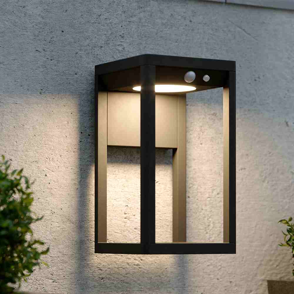 Kingsbridge Solar Wall Light view 1