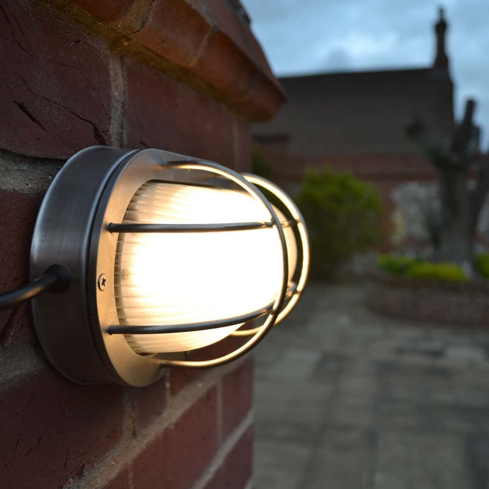 Astron Solar Bulkhead Light supporting image 1