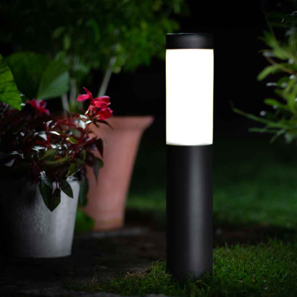 London XT Solar Post Light - Anthracite Edition supporting image 2