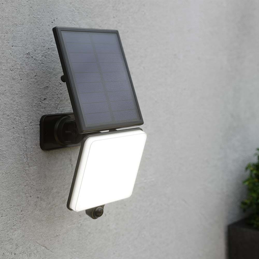 Softec Solar Security Light supporting image 1