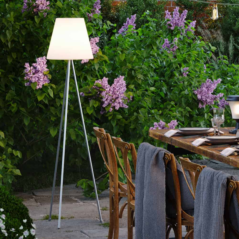 Rosalind Solar USB Floor Lamp key features