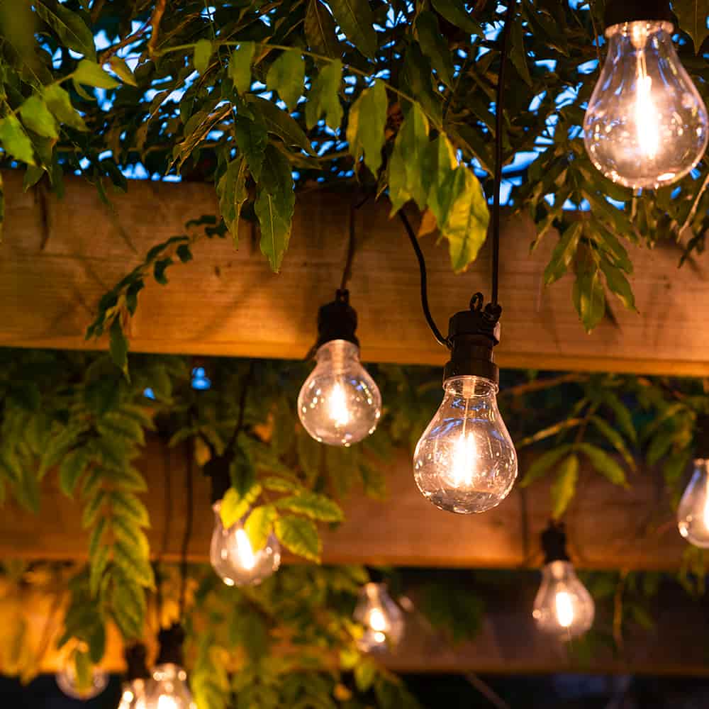 Edinburgh USB Solar Festoon Lights (Set Of 10) supporting image 2
