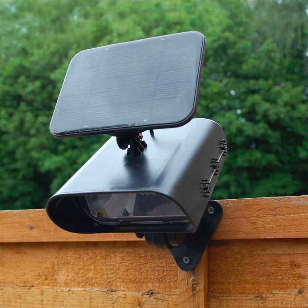 Thea Solar Garden Spotlight key features