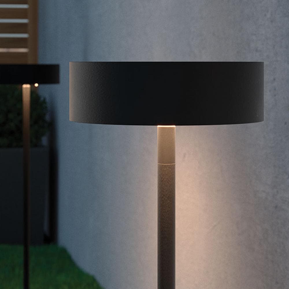 Motus Adjustable Solar Stake Light supporting image 1