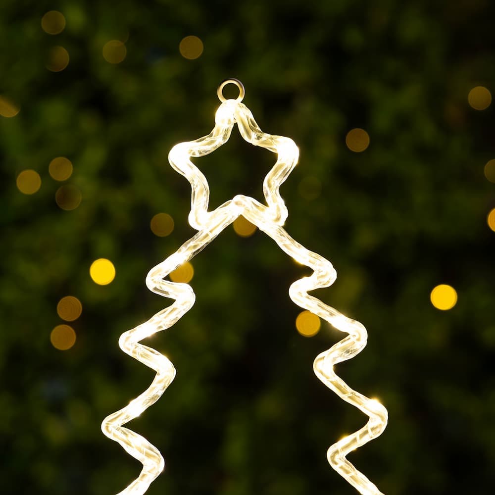 Lapland USB Solar Christmas Tree Outline key features