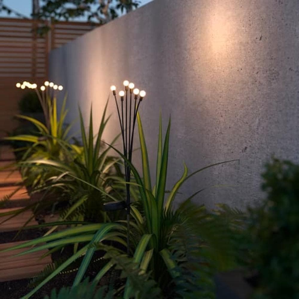 Firefly Solar Garden Light key features