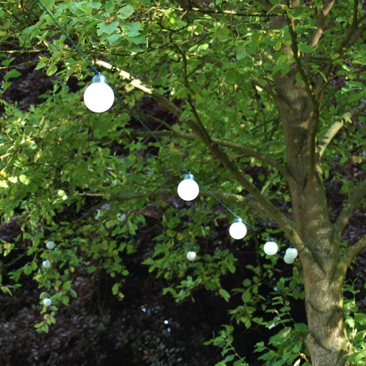 Everbright Solar Party Lights  - 20 White Balls supporting image 1
