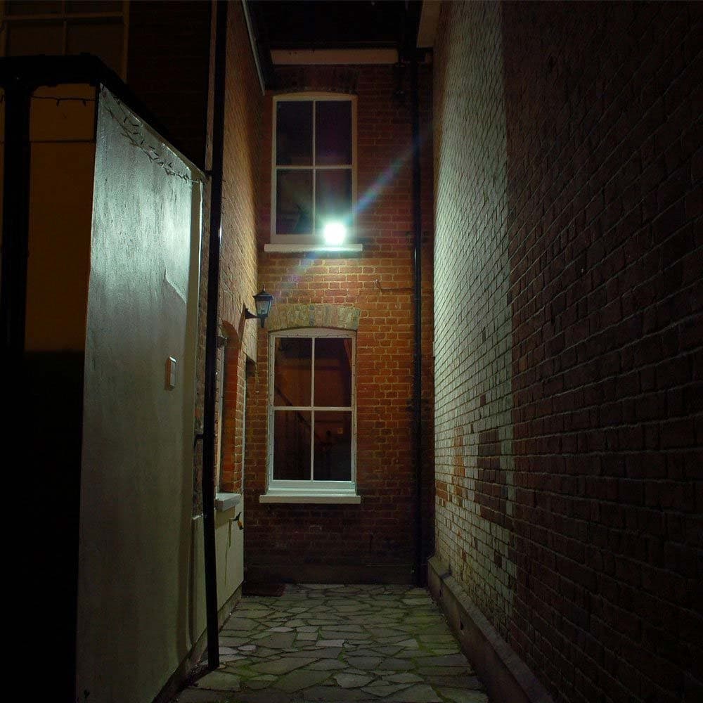 Astron Solar Floodlight supporting image 1
