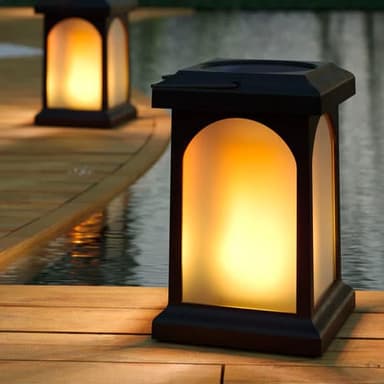 TrueFlame USB Solar Crook Lantern