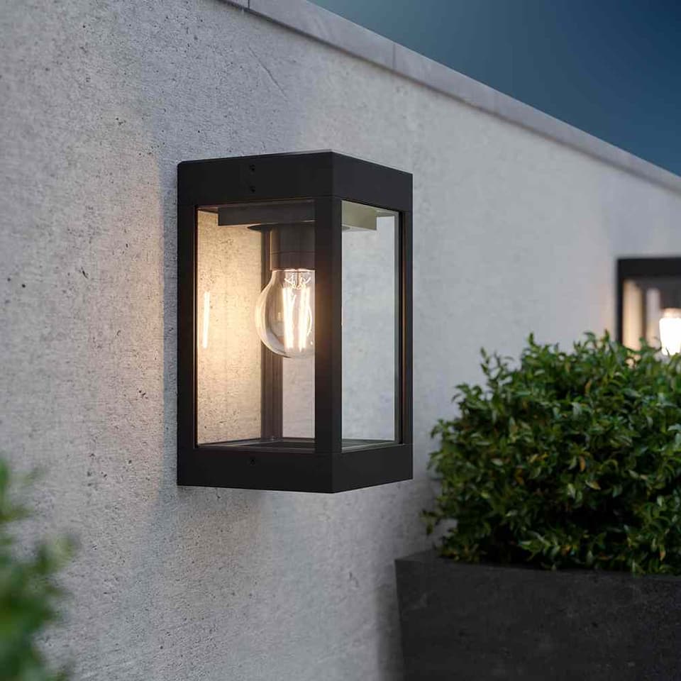 Dorchester Solar Wall Light view 1