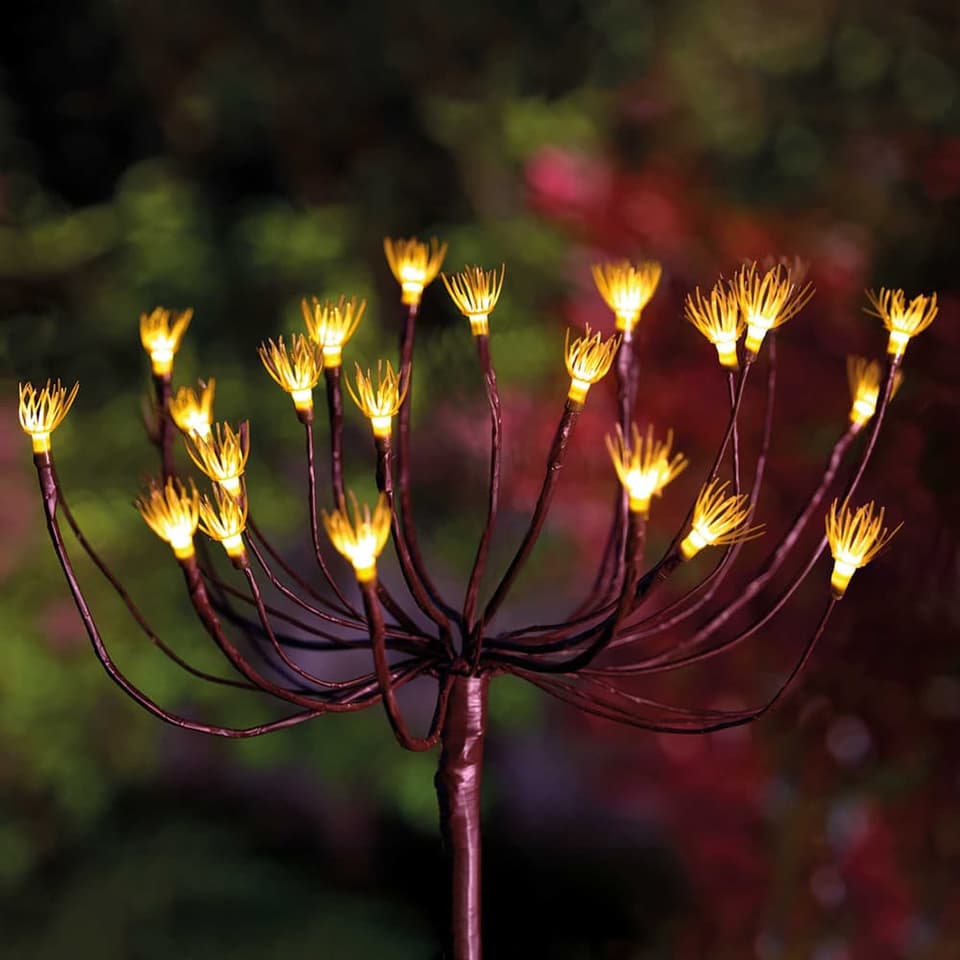 Wild Fennel Solar Stake Light view 1