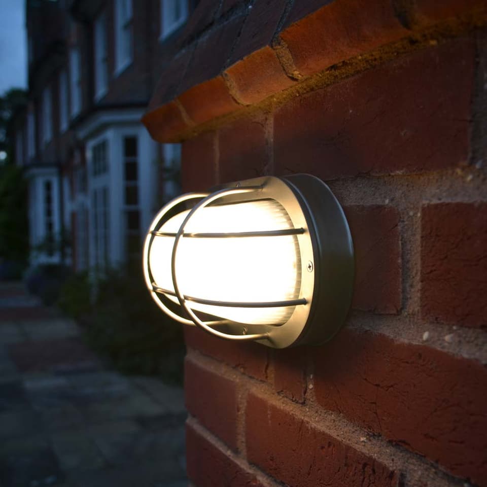 Astron Solar Bulkhead Light view 3