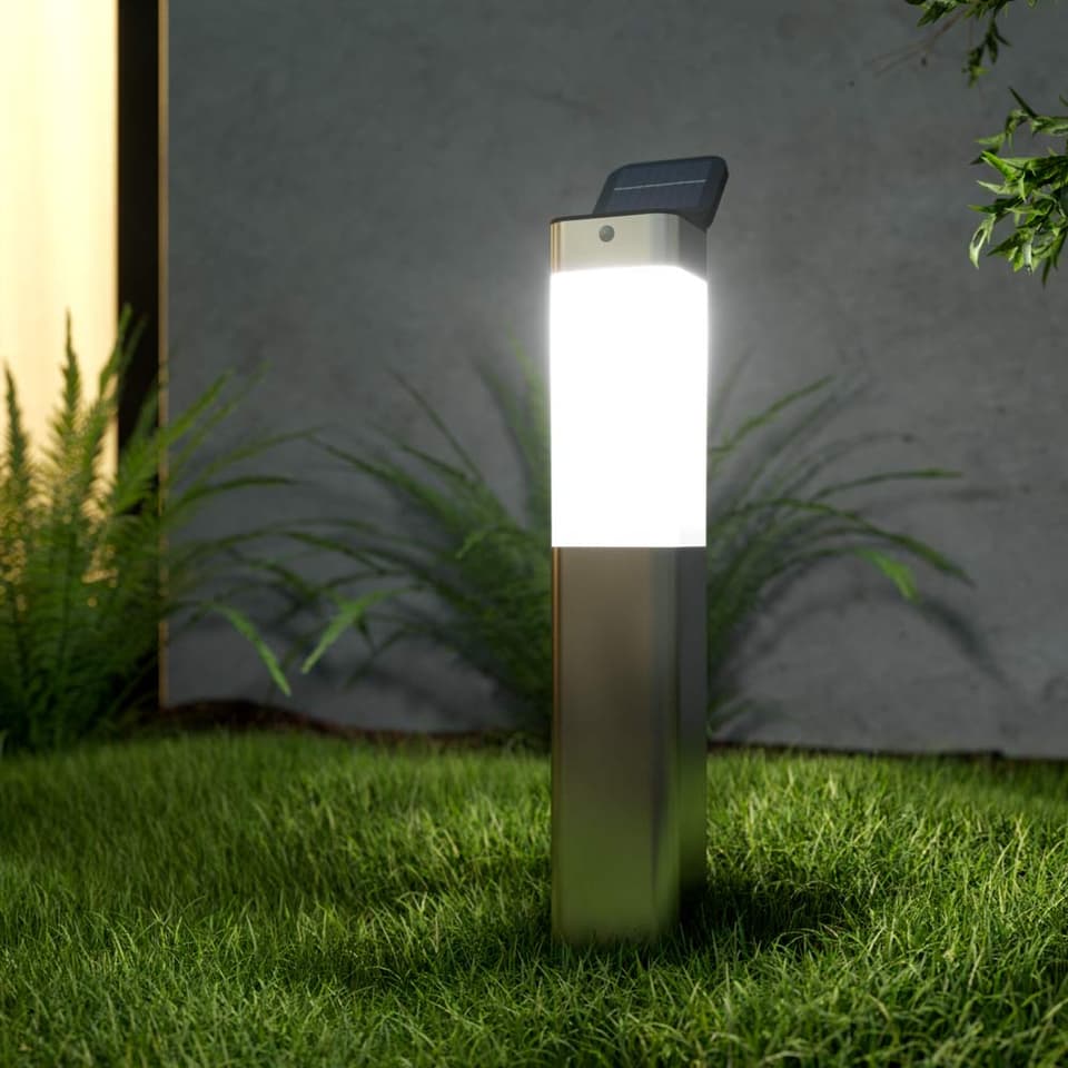 Kodiak Solar PIR Post Light view 2