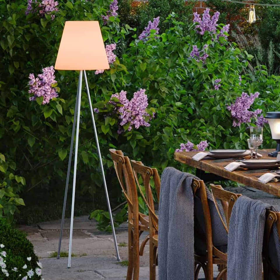 Rosalind Solar USB Floor Lamp view 3
