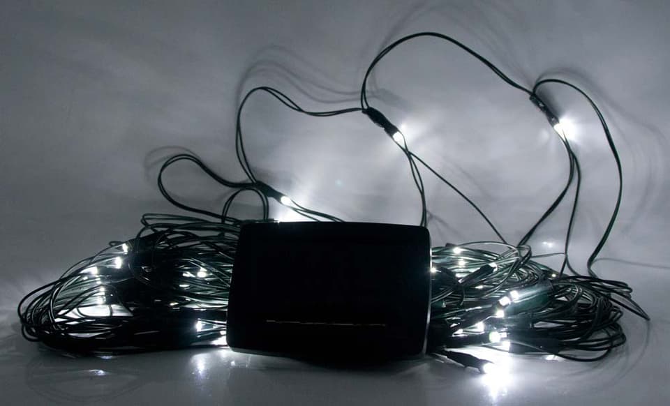 100 LED Solar Net Light White view 4