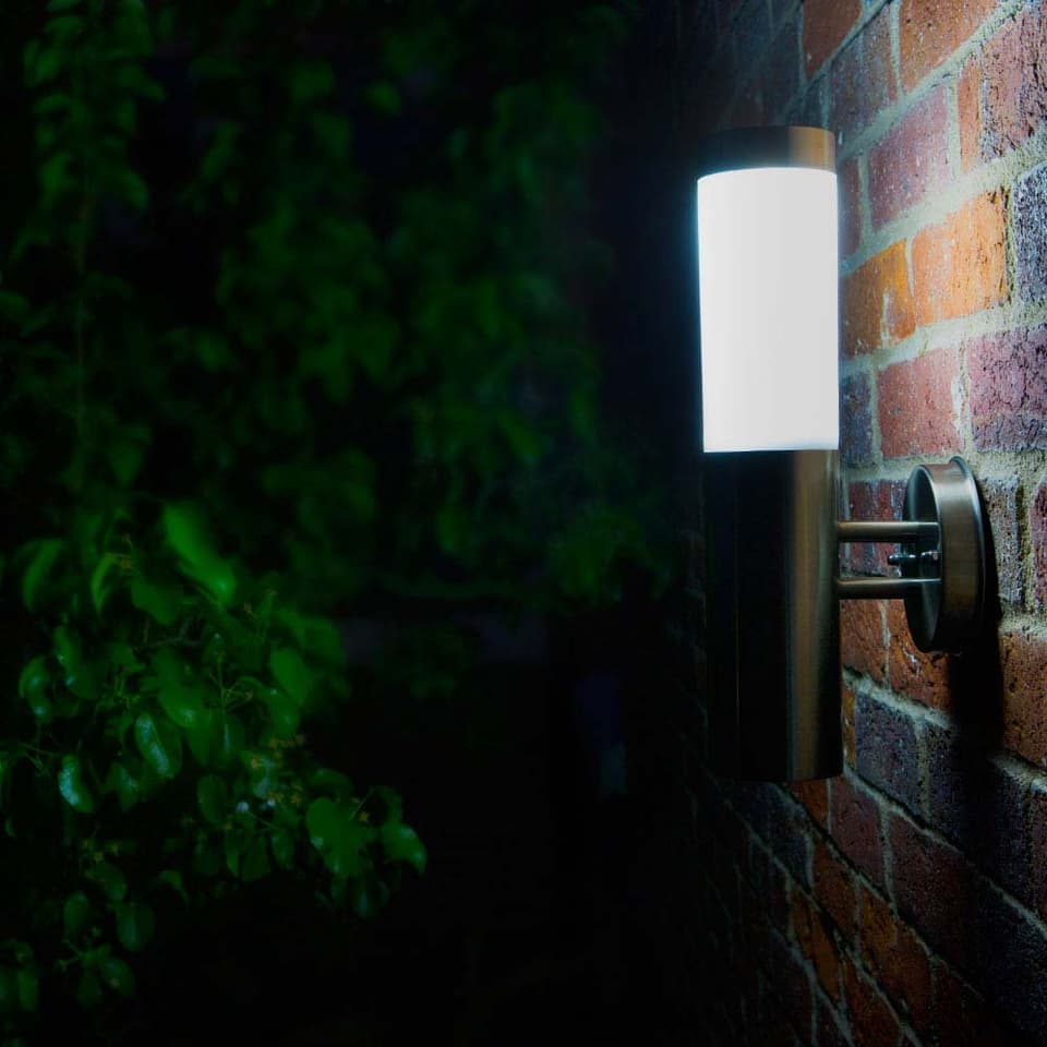 Canterbury USB Solar Wall Light view 4