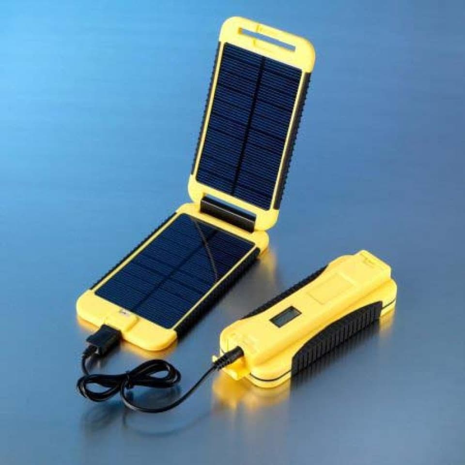 Solar Power Monkey Extreme Yellow view 1